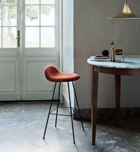 China Grey Gubi Modern Bar Chairs Solid Steel Rod PP Plastic Comfortable SGS factory