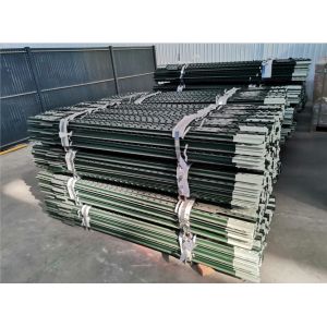 China Trash Area Odor Control Plastic Coated Chain Link Fence on sale