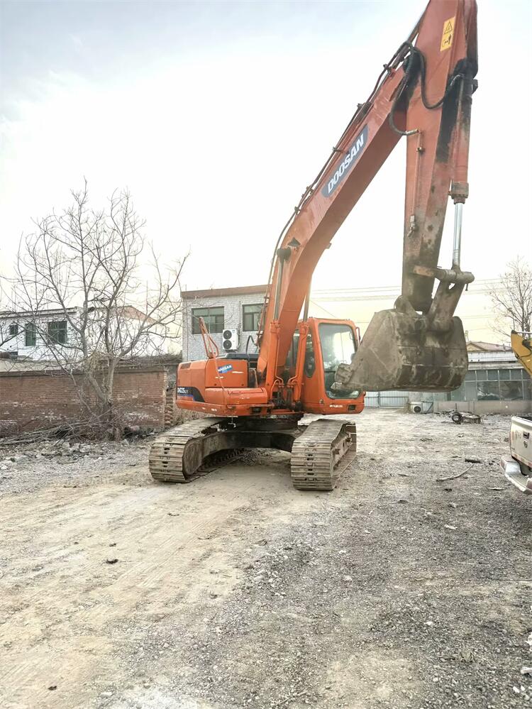Used Doosan DH225 Excavator with Original Hydraulic Pump Anhui DX225 DX260 Multifunction