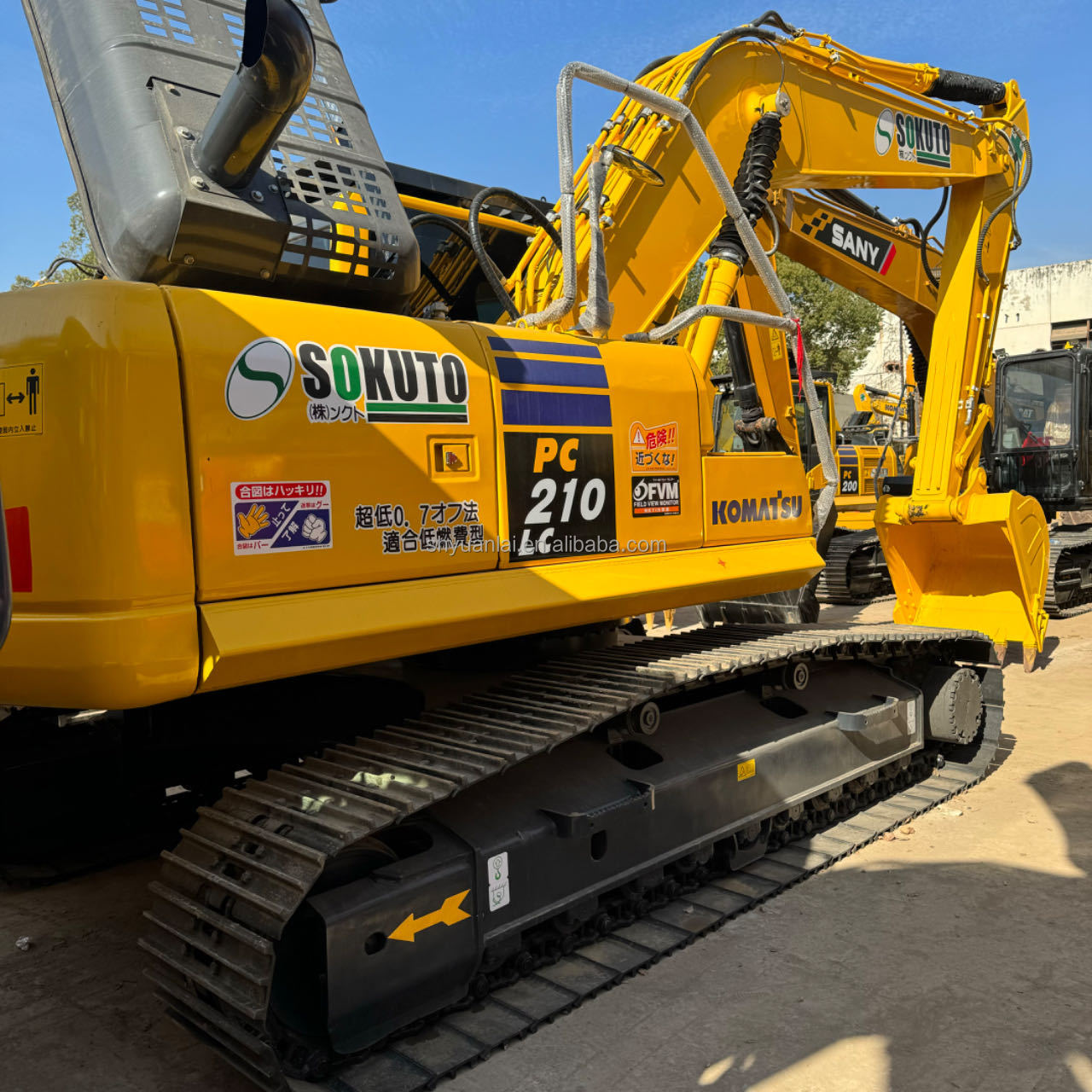 Used Komatsu PC210LC Crawler Excavator with Low Working Hours and High Operating Weight