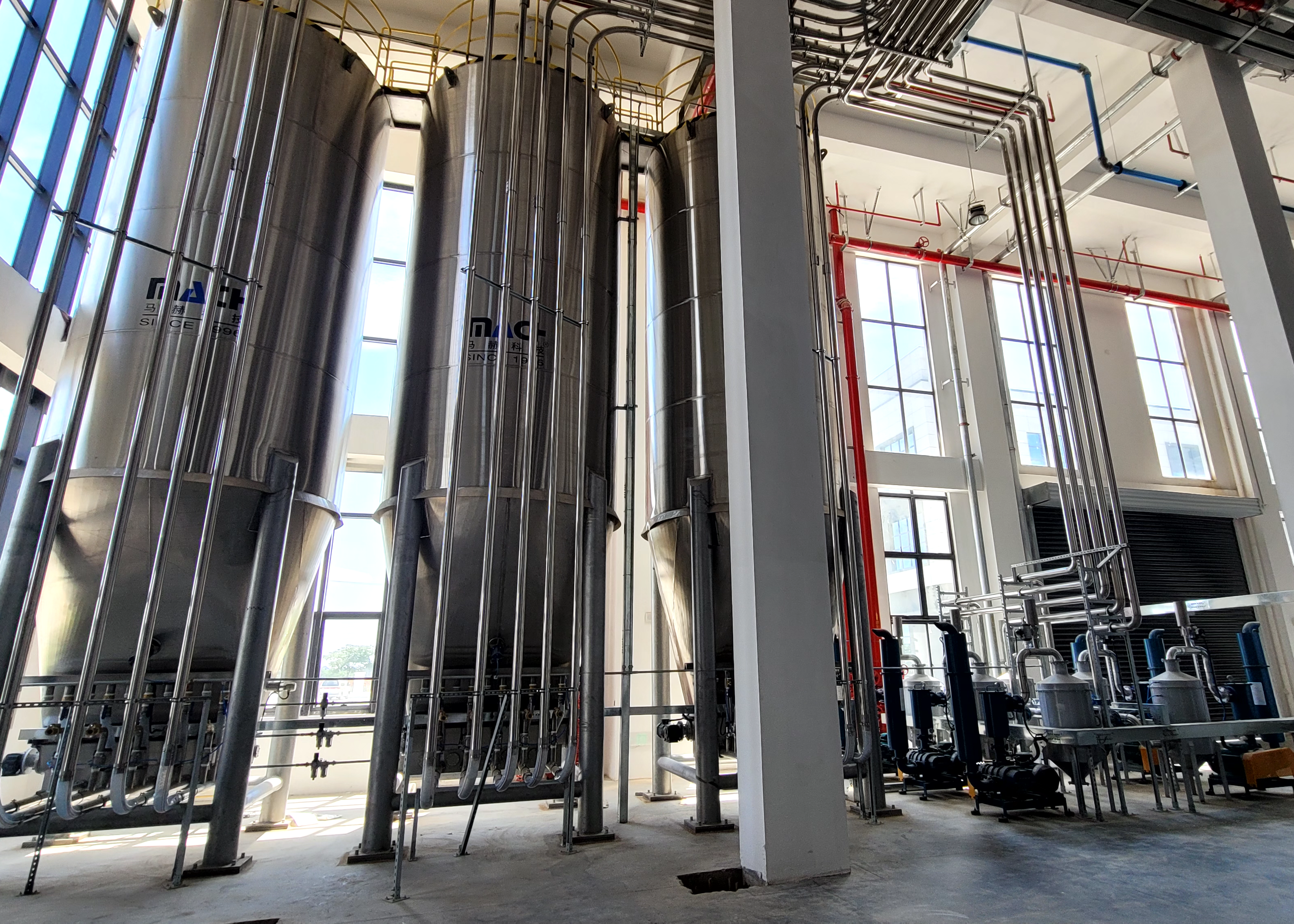 Plastic Processing: Bulk Material Handling, Pneumatic Conveying, Automated