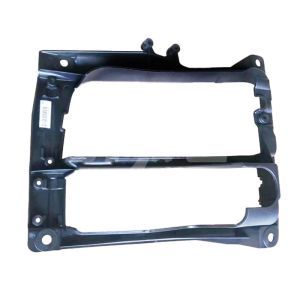 China Headlight bracket (right) 811W25115-5008 for SITRAK HOWO TH7 Cab body parts on sale