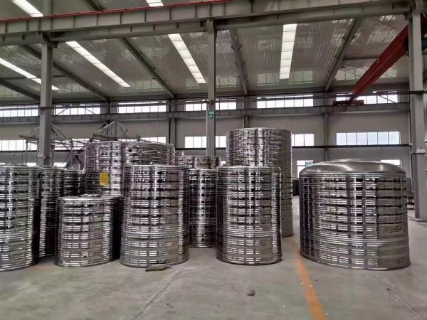 Circular Stainless Steel 304 Insulated Water Storage Tank For Household Water