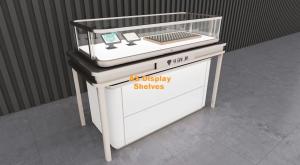 China Anti Collision Curved Glass Jewelry Cabinet Golden Layered Jewelry Stands factory