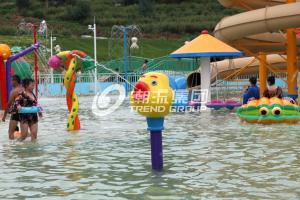 China Water Playground Equipment Aqua Play Kids Water Game With Teapot Spray factory