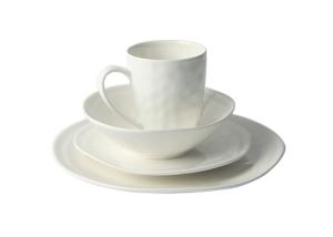 China Irregular Shaped 16pcs Ceramic Dinner Set With Colorful Glazing factory