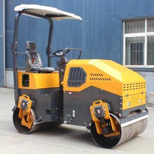 China 3000kg Twin Drum Mini Road Roller with 70Hz Excitation Frequency and Smooth Operation factory