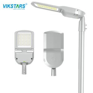 China Gray Housing IP65 LED Street Light High Mast Light Pole For Expressway factory