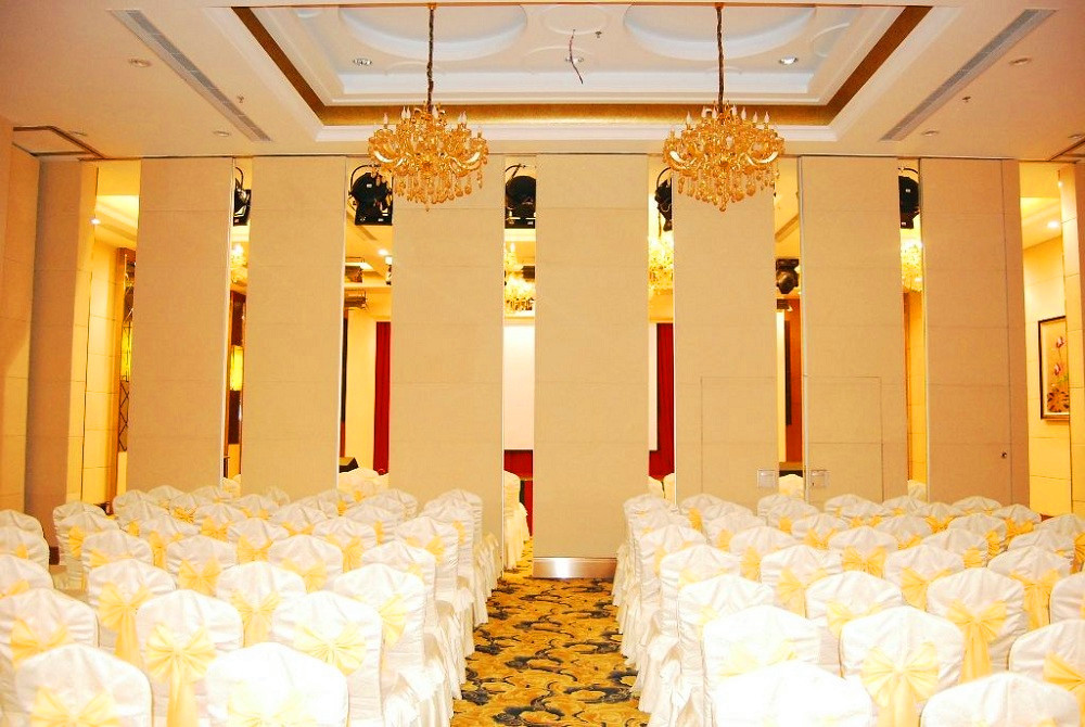Ballroom Demountable Movable Acoustic Partition Wall 85 Mm Thickness
