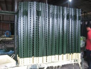 China Farm Light Green Painting With White Top 0.95lbs Steel T Posts factory