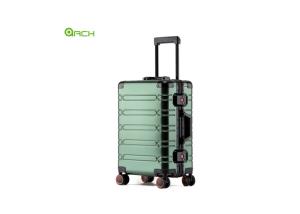 China 19.5&quot; Aluminium Travel Hard Sided Luggage with Double Spinner Wheels factory