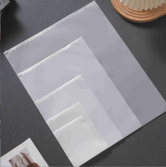 CPE PE Transparent Frosted Plastic Zip Lock Bag With Recyclable And Dustproof