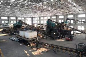 China Energy Mining Basalt Screening Stone Crushing Machine 320MPa factory
