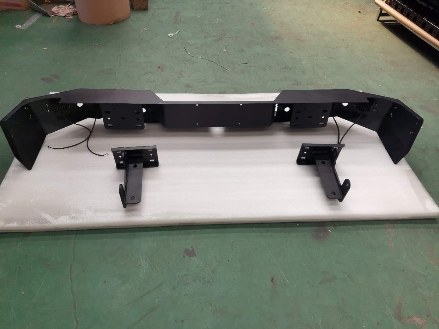 Challenger Diffuser Lip Spoiler Front Bumper For Ford Cars Auto Trunk Ford Car Fitment