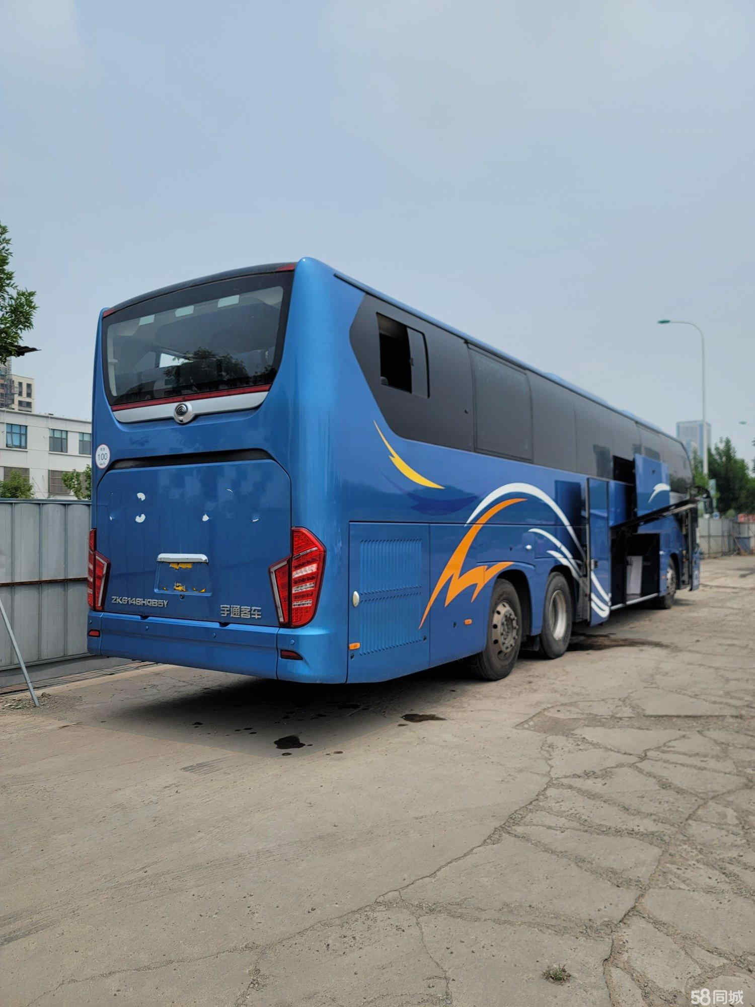 Double Decker Bus Sightseeing Yutong ZK6148 Rear Engine Coach 56 Seat Leftt Hand Driver