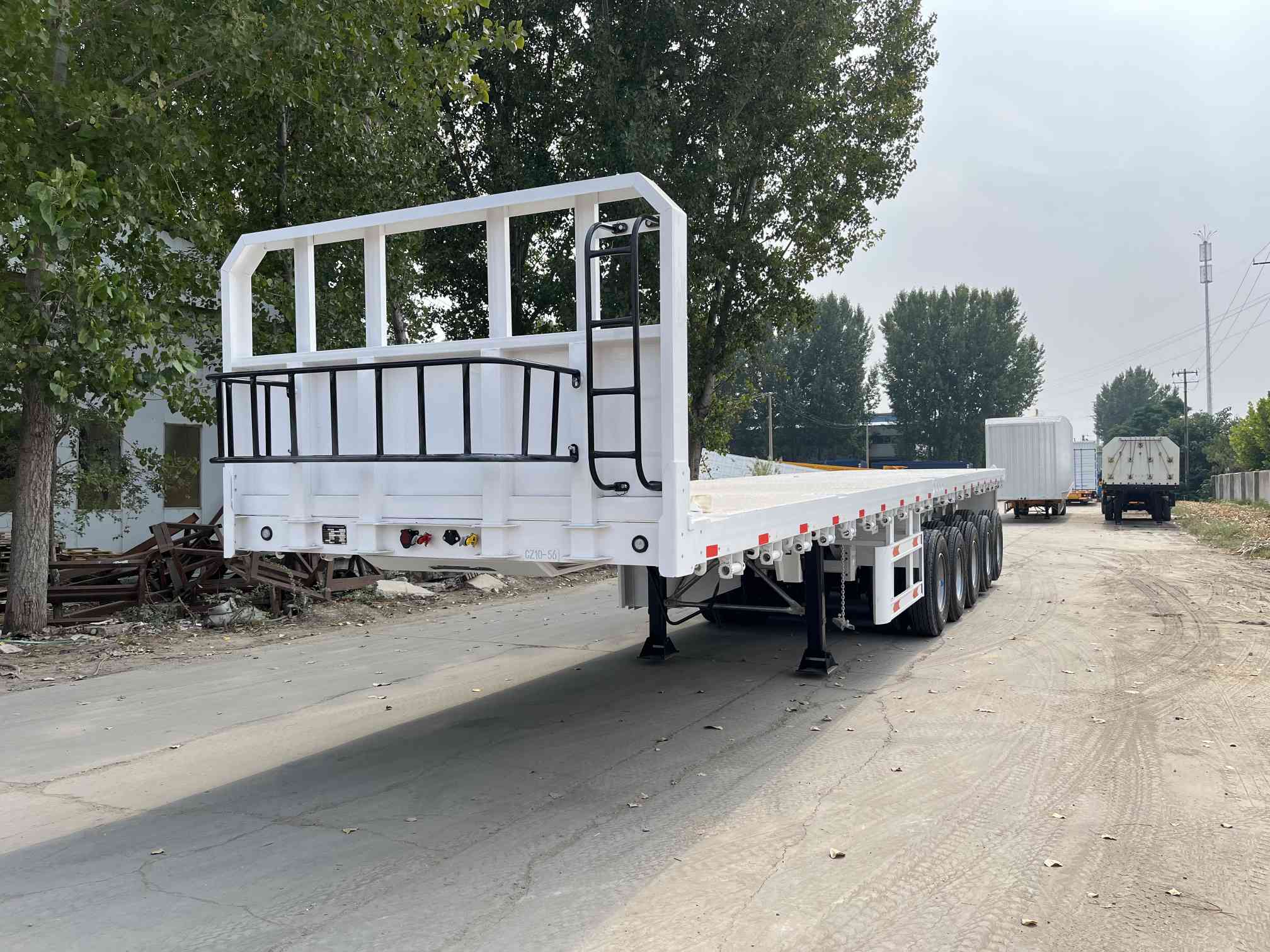 CIMC cheap 2/3/4 axles 45 or 50 to 80 tons high quality national standard steel and structural innovation Flatbed Semi-trailer
