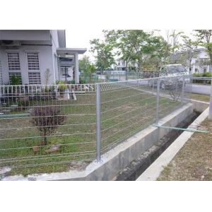 China 100x300mm BRC Roll Top Welded Mesh Fence Panels Triangle Bending on sale
