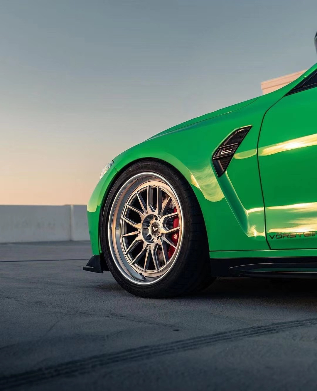 For BMW M3 M4 Carbon Fiber Body Kit G80 G82M3 M4 Updated VORS Style Carbon Fiber Front Bumper