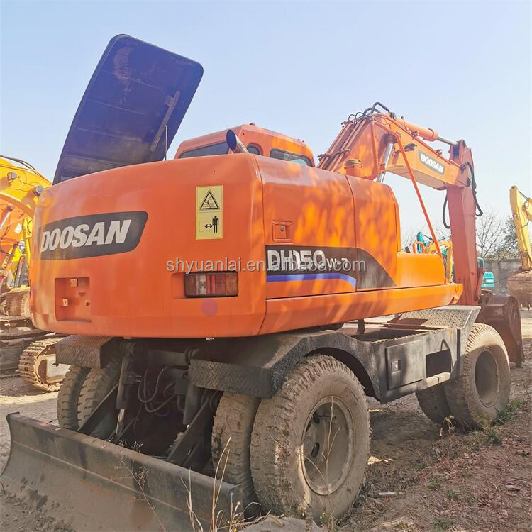 Affordable DOOSAN DH150W Excavator with Original Hydraulic Pump and Low Working Hours