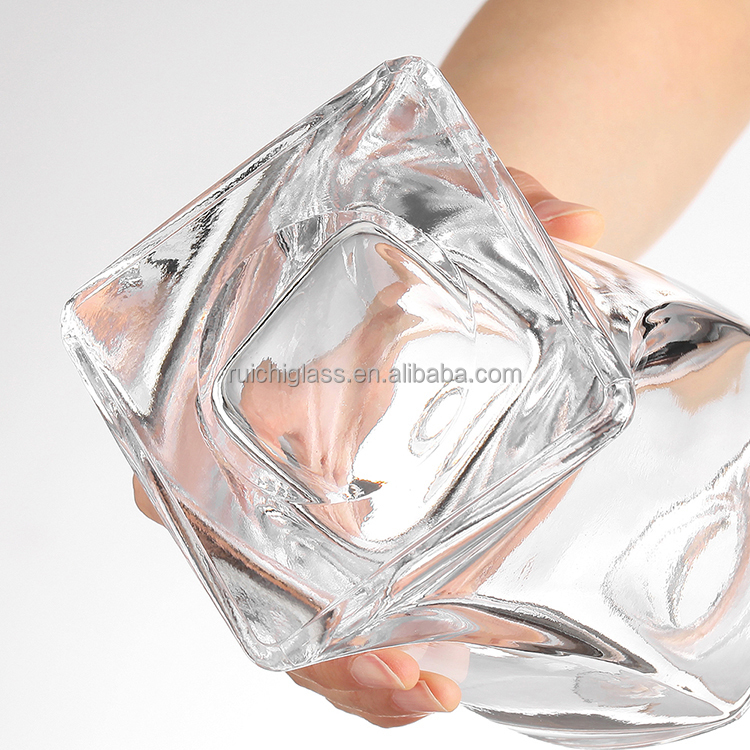 Customized Custom Make Clear 375ml 500ml Glass Alcohol Bottles for Vodka and Liquor