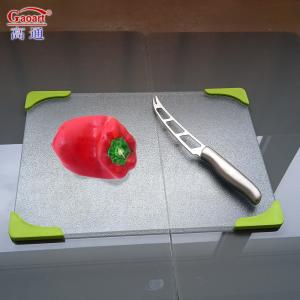 China Multi-Functional Tempered Glass Cutting Board for All Your Cooking Needs factory