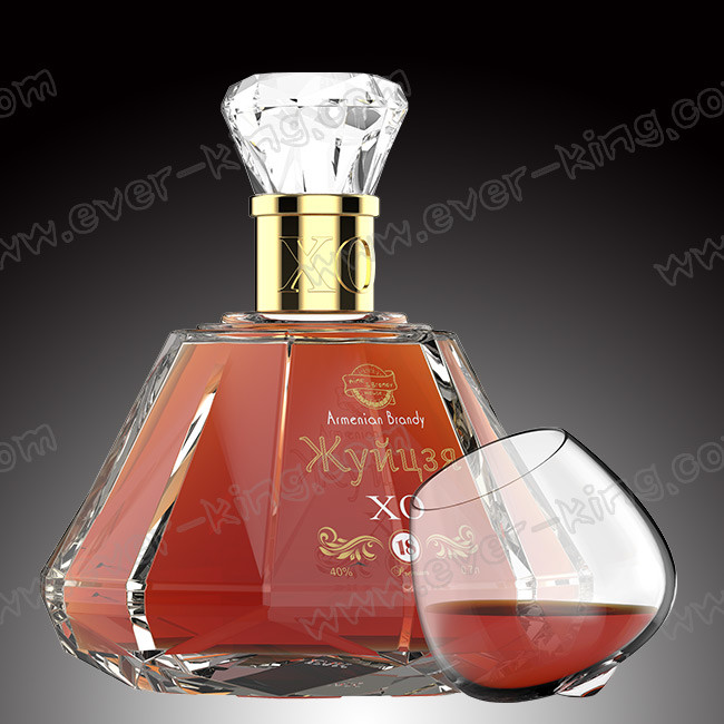 Luxury Crystal Brandy Glass Bottle 700Ml With Glass Cap