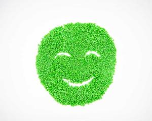 China IV0.80 RPET Granules Recyclable Plastic Raw Material Granules factory