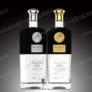 China Luxury Spirit Flint Glass Bottle 1000ML For Vodka factory