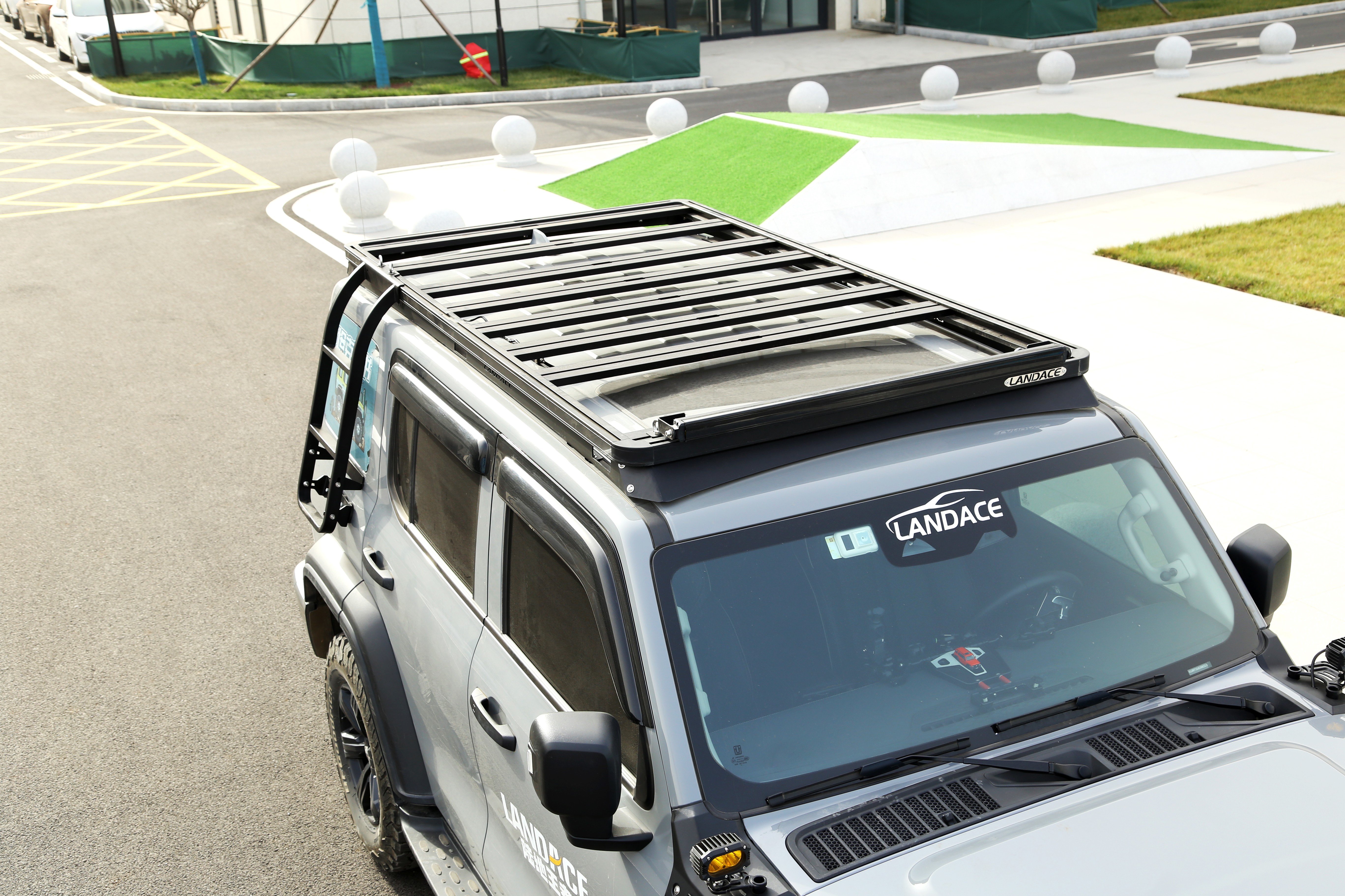1889*1225*55mm Vehicle Roof Rack Tray Platform Luggage Bracket for Tank 300 in BLACK