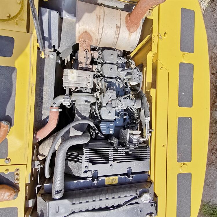 20ton Used KOMATSU Crawler Excavator PC220 PC210 PC200 with 0.8m3 Bucket Capacity