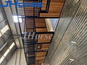 China Outdoor Metallic Luster 14ft Horse Stall Panels Sliding Doors factory