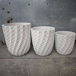 China Herringbone Pattern White Round Fiber Clay Planter Frame Entrances factory