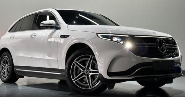 Mercedes-Benz EQC Model 400 4MATIC Mid-size SUV Pure Electric 408 Horsepower