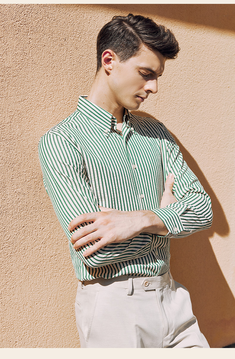 Customized Green Striped Long-Sleeved Men's Business Formal Shirt for Spring Season