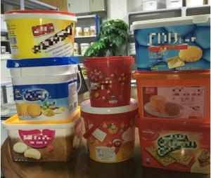 China OEM IML Rigid PP Plastic Container Ice Cream Tub Square Lid with Tamper Resistance factory