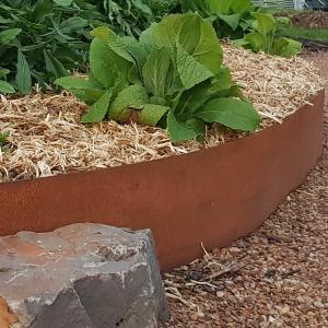 China 3.2ft Corten Lawn Edging 1.6mm 6 Inch Corten Steel Border factory