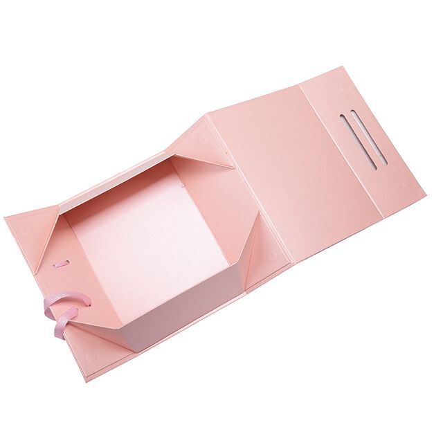 Ribbon Handle Gift Packaging Box Keepsake Foldable Magnetic Gift Box Waterproof