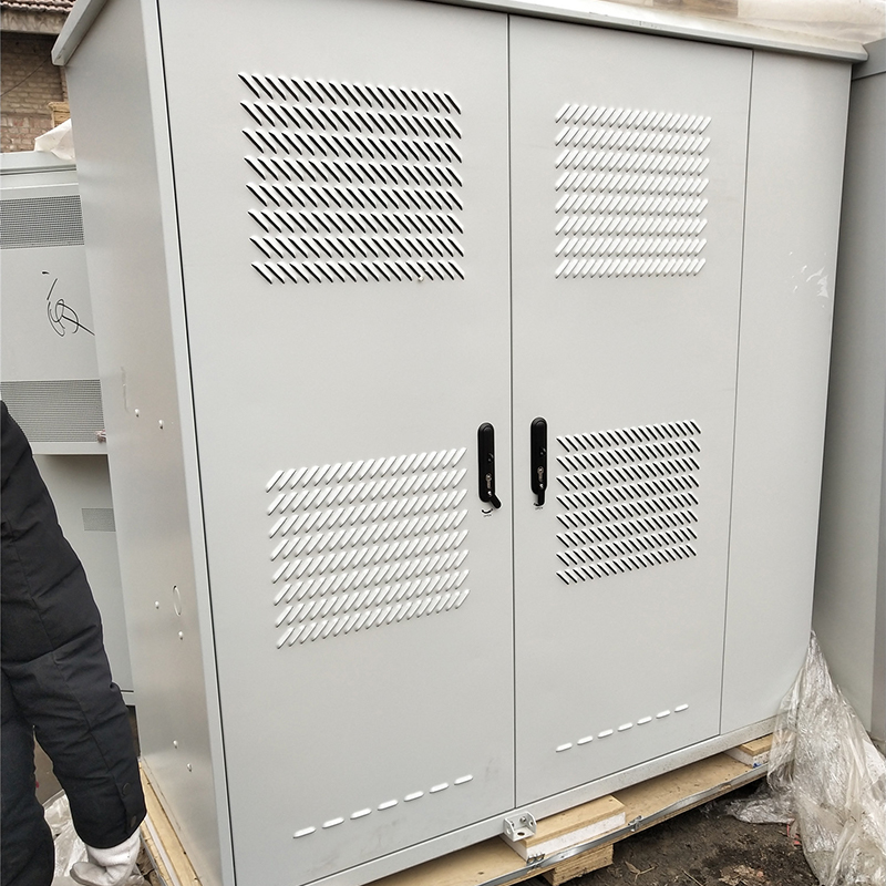 Customization Outdoor Telecom Equipment Cabinets 2000mm*650mm*650mm