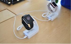 China COMER anti-theft cable locking smart watch security alarm stands for mobile phone retail stores factory
