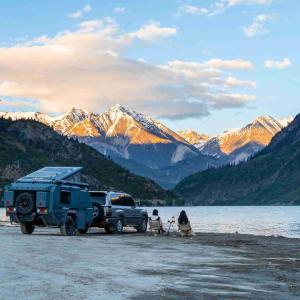 China Customize Pop Up Camping Trailer Njstar Explorer Off Road Pop Up Camper factory