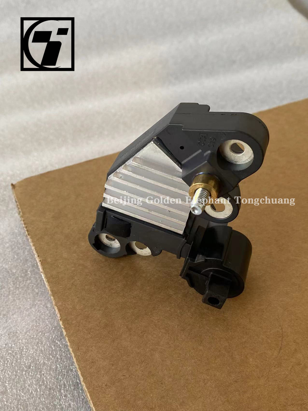 2016 Foton Aumark 28V Voltage Regulator FTD2556AE for Cummins 3.8 Engine MRT CTX Oiling