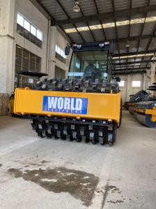 China 1500mm Drum Vibratory Road Roller with Cummins 4BTA3.9-C125 Engine factory
