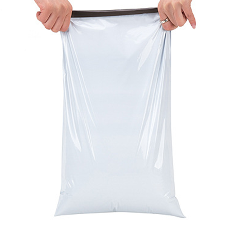 LDPE Plastic Shipping Bags Waterproof Custom Printed Poly Mailers Moisture Proof