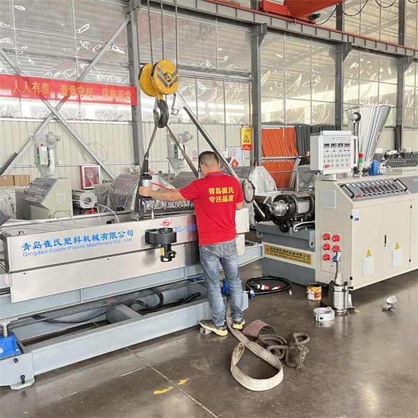 HDPE Spiral Pipe Production Line Machinery Low Noise Plastic Pipe Manufacturing Machine