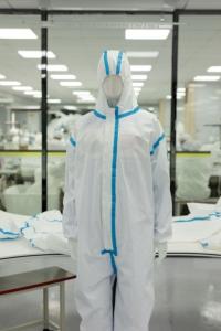 China Non Woven Full Body Coverall Disposable Protective Suit CE Approval factory