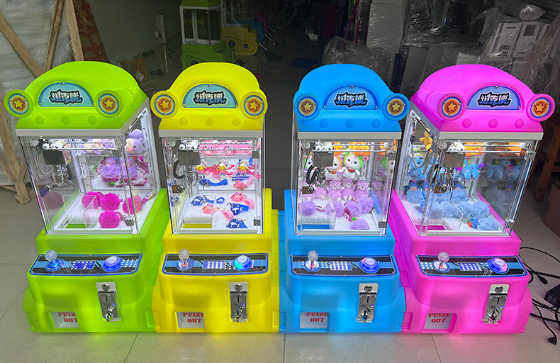 Kids Mini Crane Coin Operated Amusement Park Arcade Game Gift Crane Claw Machine