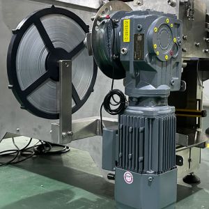 Automatic Weighing Packing Machine with 25-40 BPM Speed 220V Full-automatic Mesh