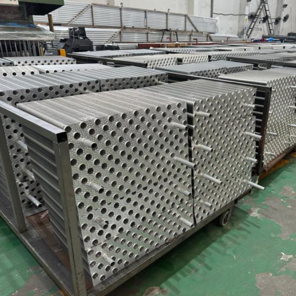 14.3mm Anticorrosive Louvered Fins Aluminium High Heat Transfer Performance