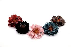 China Rectangle Style Satin Ribbon Flowers Inner Diameter 2.4cm For Decorations factory
