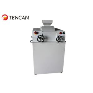 Compact Double Roll Powder Crusher Machine with Adjusting Output Granularity